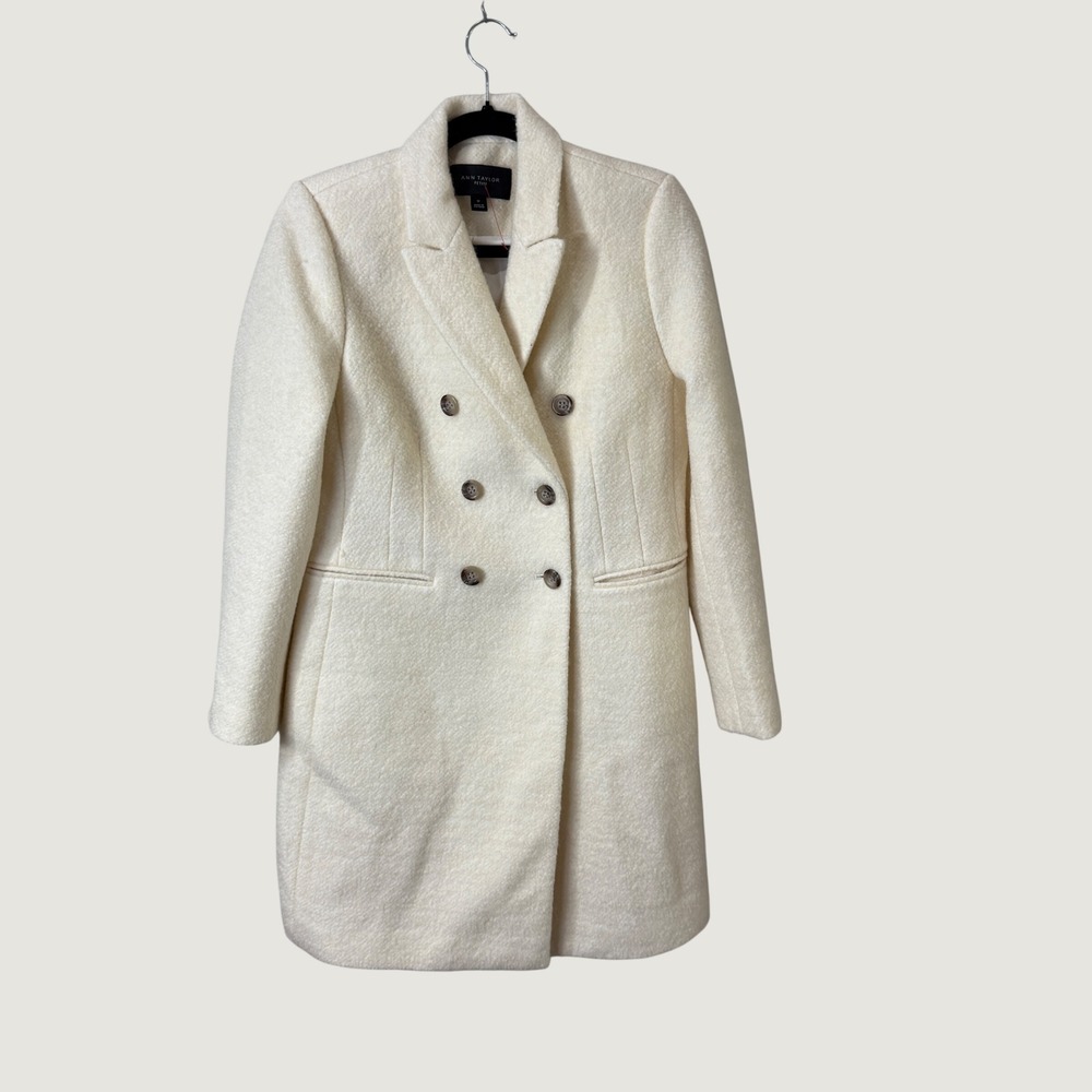 Ann Taylor Ivory Boucle Double Breasted Coat Wool Blend Quiet Luxury Preppy SP